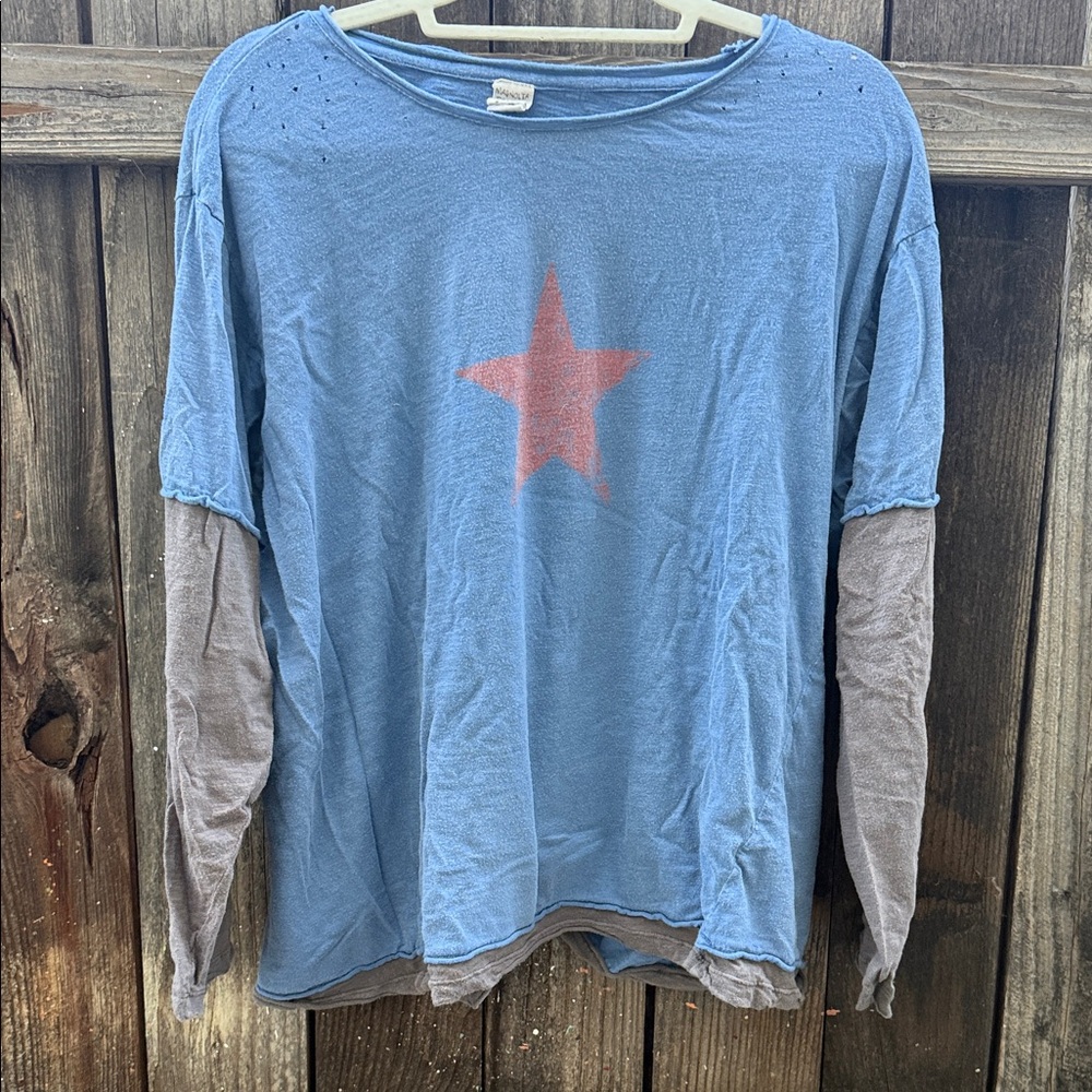 Magnolia Pearl Blue and Gray Long Sleeve Tee with Red Star